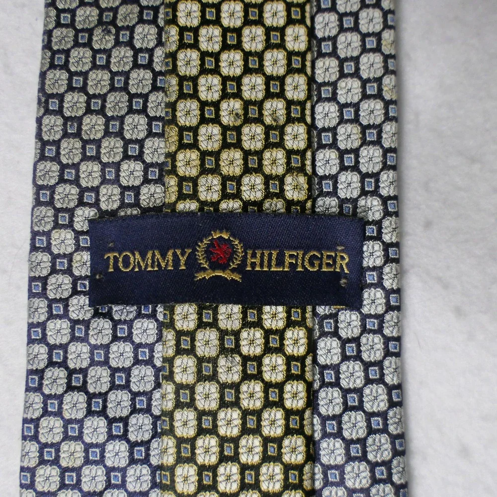 Tommy Hilfiger Mens Tie 3.75